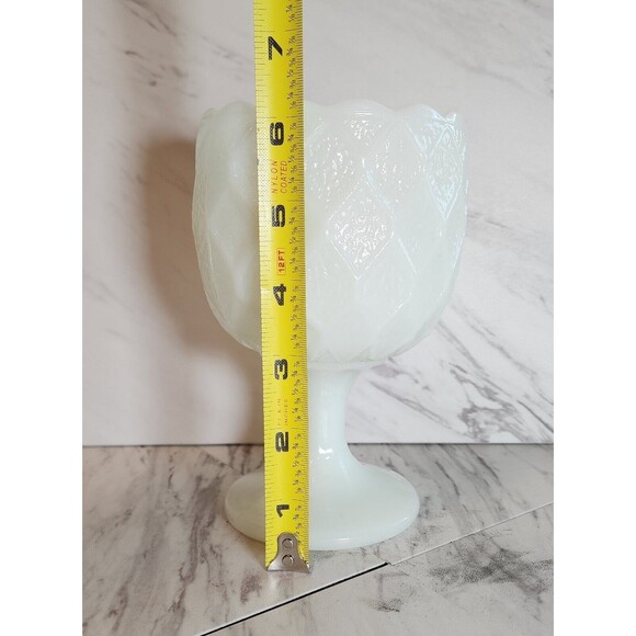 Vintage Milk Glass Goblet Heavy Quilted Diamond Pattern Scalloped Rim Planter - Picture 4 of 5